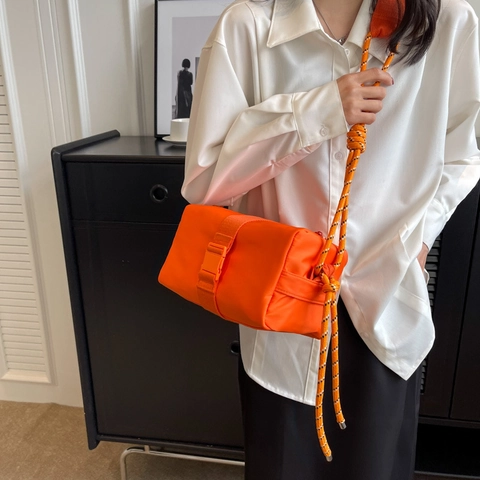 Nylon Crossbody Schoudertas Voor Dames Grote Capaciteit Gevlochten Touwriem Urban Daily Casual Messenger Vierkante Tas