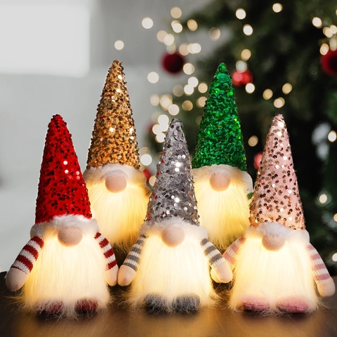 Weihnachts LED Leuchtende Gnomen Ornament Gesichtlose Puppe Pailletten Hut Holzsockel Skandinavische Feiertagsdekoration