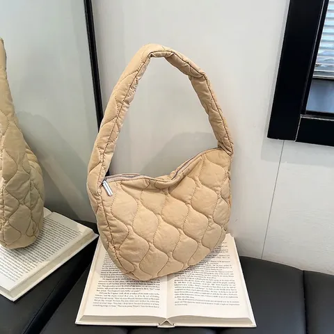 Bolso De Hombro De Nailon Acolchado De Gran Capacidad Bolso Hobo De Media Luna Acolchado Informal Sencillo Color Sólido Ligero