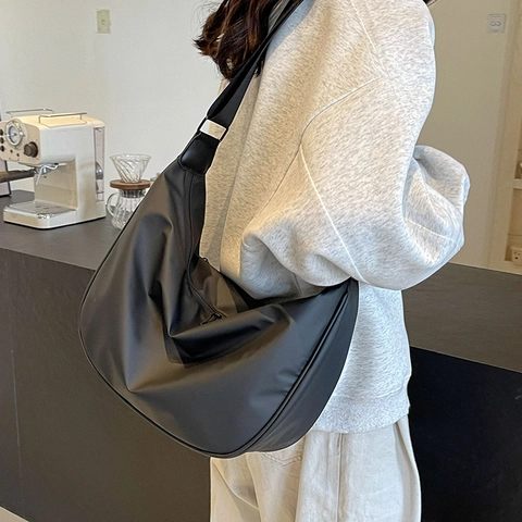 Borsa Hobo A Mezzaluna Nera Da Donna Grande Capacità Tessuto Oxford Impermeabile Tracolla Larga Regolabile Casual