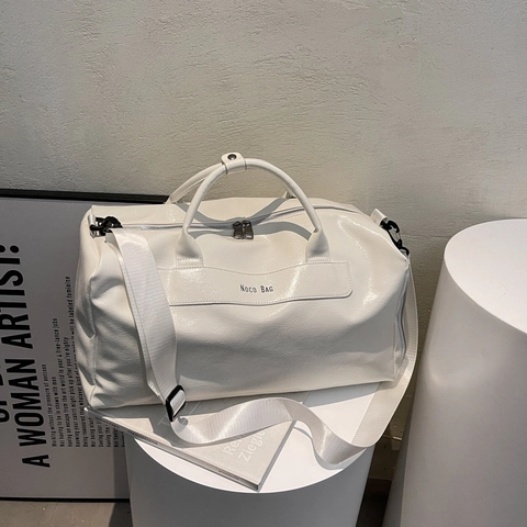 Borsa Da Viaggio In Pelle PU Grande Capacità Consistenza Lucida Increspata Impermeabile Weekend Palestra Sport Bagaglio