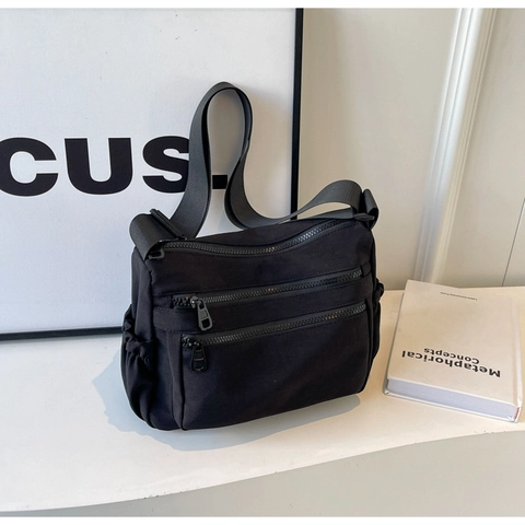 Mode Damen Multi Pocket Segeltuch Umhängetasche Minimalistische Nylon Crossbody Tasche Große Kapazität Lässige Travel Messenger Bag
