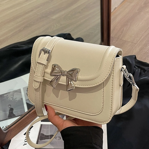 Bolso Bandolera de Cuero PU para Mujer Decoración de Lazo de Metal Bolso de Hombro Cuadrado Pequeño Bolso de Mano Casual Versátil para Mujer