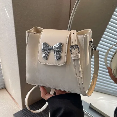 Women Bucket Bag PU Leather Bow Metallic Decor Crossbody Shoulder Mini Square Fashion Versatile Handbag