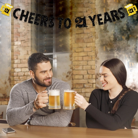 Cheers To Years Compleanno Anniversario Banner Festa Carta Luccicante Decorazione Nero Oro Motivo Boccale Birra