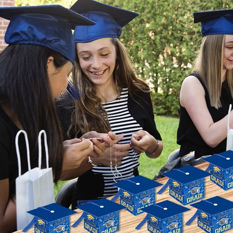 Graduation Cap Gift Boxes Paper Mortarboard Candy Box With Tassels Congrats Grad Party Favors Ceremony Decoration