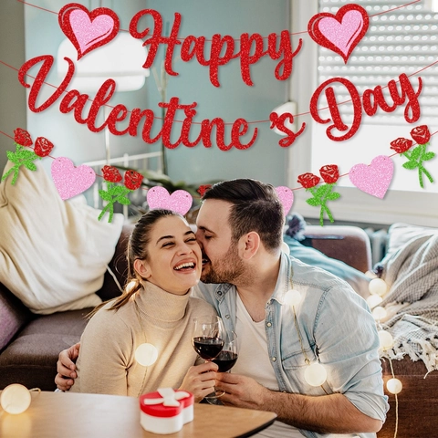 Valentine's Day Banner Glitter Cardstock Heart Rose Hugs And Kisses Garland Party Hanging Decoration Wedding Props