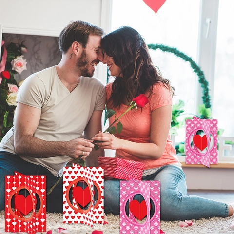 Valentine's Day 3D Heart Ornaments Cardboard Hollow Folding Desktop Decoration Party Wedding Romantic Decor