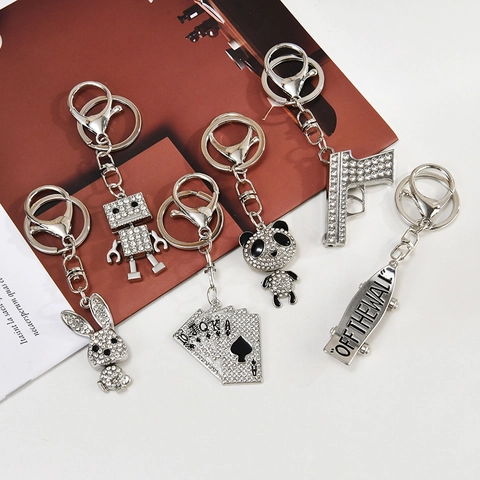 Portachiavi Con Strass Scintillanti Ciondolo Animale Robot Skateboard Ciondolo Per Borsa In Lega Accessorio Di Moda