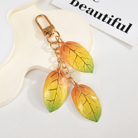 Leaf Keychain Gradient Resin Bag Charm With Gold Veins Glitter Forest Style Aesthetic Triple Leaves Pendant