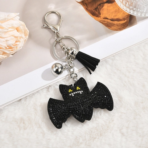 Bat Shape Rhinestone Keychain Alloy Glitter Bag Pendant Tassel Halloween Party Accessory For Women Girls Gift