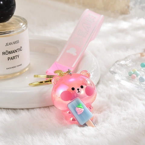 Simpatico Portachiavi con Orso Ghiacciolo in Acrilico Luminoso Ciondolo per Borsa Orso 3D Iridescente con Gelato alla Fragola e Cinturino in Silicone