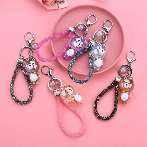 Portachiavi Orsetto Cartone Animato Ciondolo Per Borsa In Resina Acrilica Iridescente Con Cinturino In Strass Donna