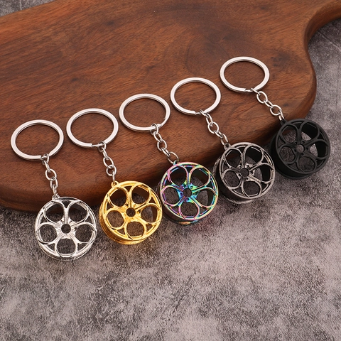 Car Wheel Hub Keychain Zinc Alloy Metal Five Spoke Rim Pendant Keyring For Auto Enthusiasts Creative Gift