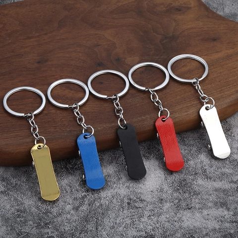 Mini Roller Schlüsselanhänger Simulation Skateboard Anhänger Zinklegierung Kreative Sport Stil Tasche Charme