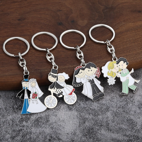 Porte-Clés Mariés Dessin Animé Mariage Alliage De Zinc Émail Couple Anneau De Clé Charme De Sac Cadeau