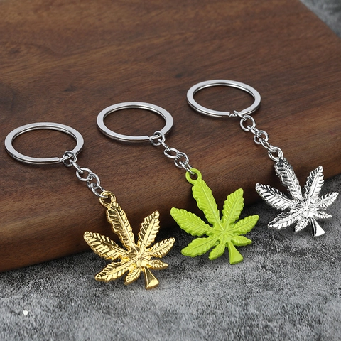 Maple Leaf Keychain Metal Zinc Alloy Pendant Textured Foliage Key Ring Bag Charm Accessory For Men Women