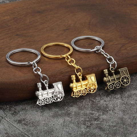 Vintage Steam Locomotive Train Head Keychain Zinc Alloy Metal Industrial Retro Mechanical Design Hanging Ornament Gift