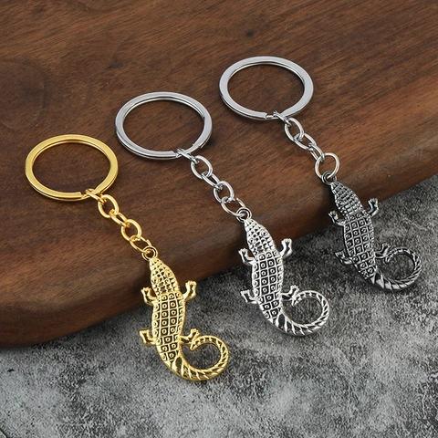 Crocodile Shape Keychain Zinc Alloy 3D Lifelike Animal Scale Texture Metal Key Ring Creative Novelty Hanging Accessory