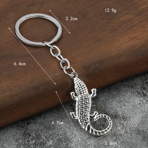 Crocodile Shape Keychain Zinc Alloy 3D Lifelike Animal Scale Texture Metal Key Ring Creative Novelty Hanging Accessory