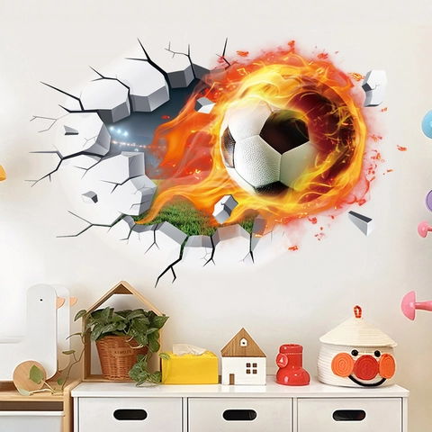 Sticker Mural Football 3D Flamme Brûlante Effet Mur Brisé PVC Imperméable Autocollant Décoration Thème Sport Chambre Enfant