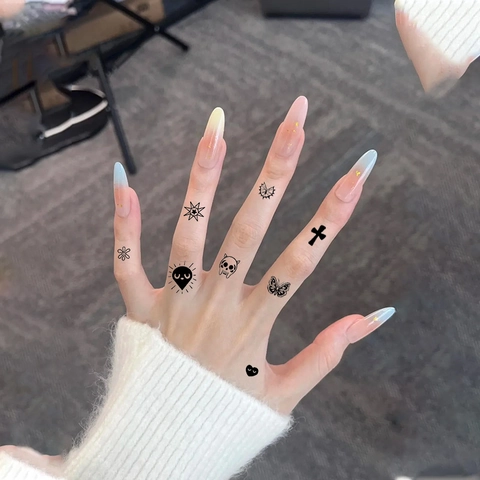 Temporäre Tattoo Aufkleber Wasserdicht Minimalistisch Schwarz Finger Hand Körperkunst Kleine Muster Schmetterling Kreuz Sterne
