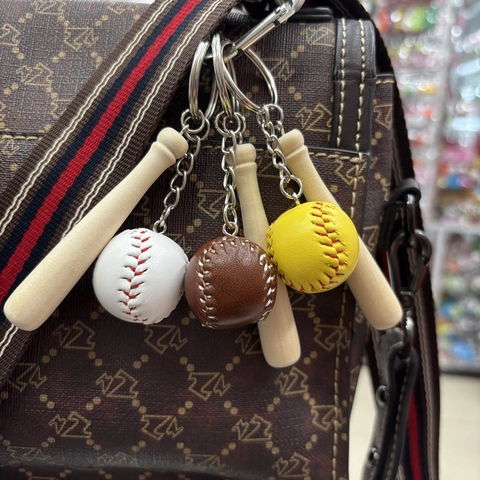 Mini Baseball Keychain Set With Wooden Bat Simulation Sports Keychain PU Leather Softball Pendant For Bags Key Ring Gift