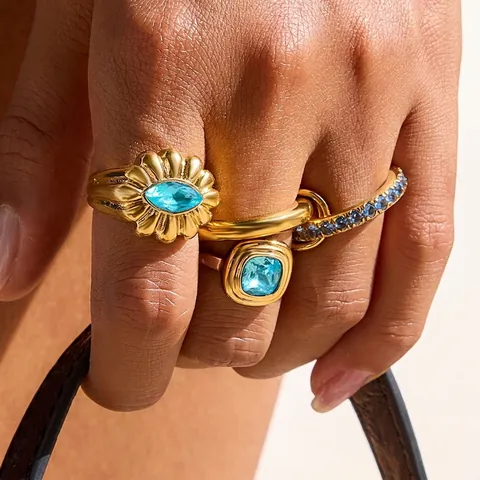 Mode Blau Zirkon Ring Für Frauen Edelstahl Vergoldet Geometrisch Retro Licht Luxus Wasserdicht Hypoallergen Schmuck