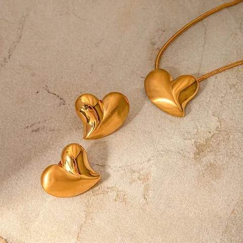 Collar Y Pendientes De Corazón De Acero Inoxidable Chapado En Oro De 18k Cepillado Pulido Joyas Para Mujer