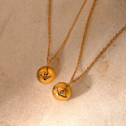 Roestvrijstalen Ketting Met Boze Oog En Lippen Bol Hanger 18K Vergulde Reliëf Sieraden Voor Vrouwen