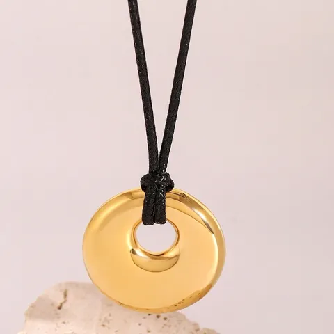 Collana Con Pendente Rotondo Cavo Minimalista In Acciaio Inoxidabile Lucidato Con Corda Intrecciata Nera Gioielli Geometrici