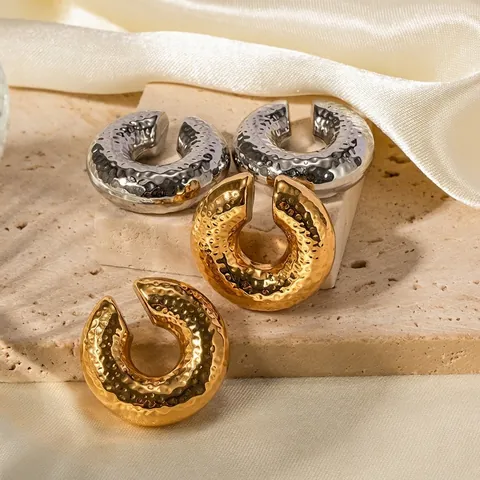 JD Designer Pendientes de Clip de Acero Inoxidable Martillado en Forma de C Chapado en Oro 18K Ear Cuffs Minimalistas Sin Agujero Joyería Mujer
