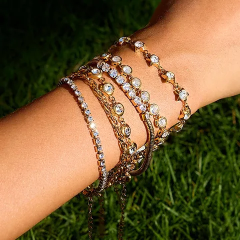 Pulsera De Moda De Acero Inoxidable Con Circonita Chapada En Oro Joyería Impermeable Para Mujer Ajustable Minimalista