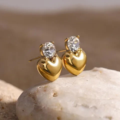Stainless Steel Heart Stud Earrings with Clear Rhinestone Accents 18k Gold Plated Simple Fashion Heart Shaped Earring Jewelry for Women
