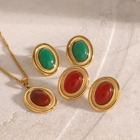 Collana Con Pendente In Agata Rossa Ovale In Acciaio Inossidabile Placcato Oro E Orecchini Impermeabile Ipoallergenico