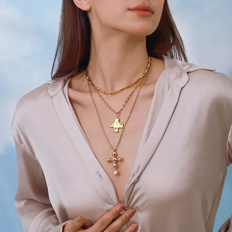 Collana Con Pendente A Croce Acciaio Inossidabile Placcato Oro Impermeabile Ipoallergenico Gioielli Donna