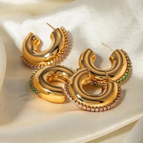 Pendientes De Aro Gruesos En Forma De C De Acero Inoxidable Chapado En Oro De 18K Con Pedrería De Colores