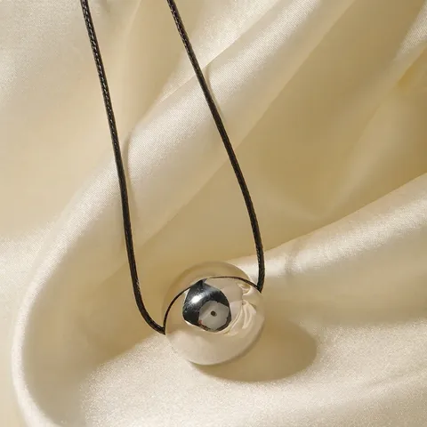 Minimalistische Roestvrijstalen Spiegel Bol Hanger Halsketting Voor Dames Verstelbare Zwarte Waskoord Mode Sieraden