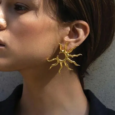 Pendientes Sol Chapados En Oro Acero Inoxidable Geométrico Textura Ondulada Radiante Impermeable Hipoalergénico Mujeres