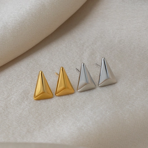 Orecchini A Lobo Triangolo Piramide Con Perno In Acciaio Inossidabile Minimalista Ipoallergenico Impermeabile Unisex