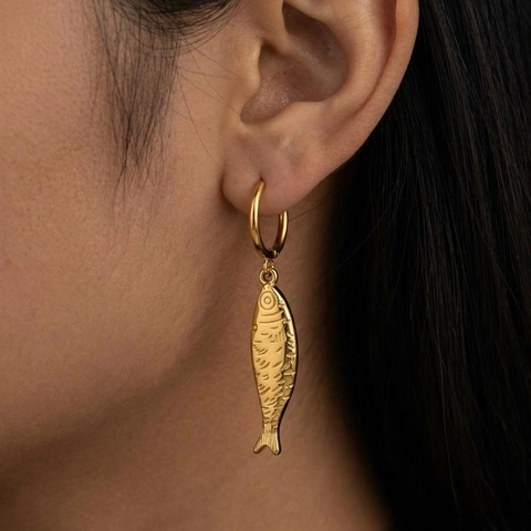 Fish Pendant Hoop Earrings Gold Plated Stainless Steel Waterproof Hypoallergenic Resort Style Fashion Jewelry For Women