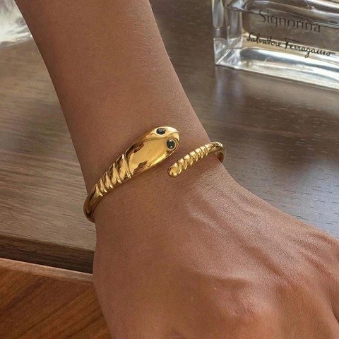 Snake Shaped Cuff Bracelet Stainless Steel Green Gemstone Eyes Vacuum Plated Waterproof Minimalist Adjustable Jewelry For Women