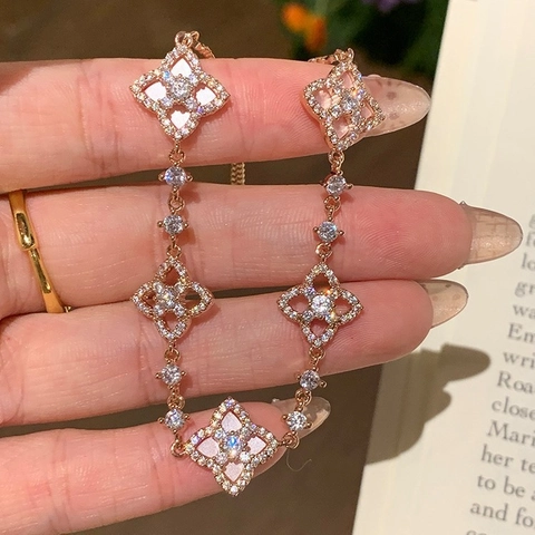 Elegant Four Leaf Clover Flower Bracelet With Zircon And Mother Of Artificial Pearl Adjustable Slider Copper Jewelry For Women