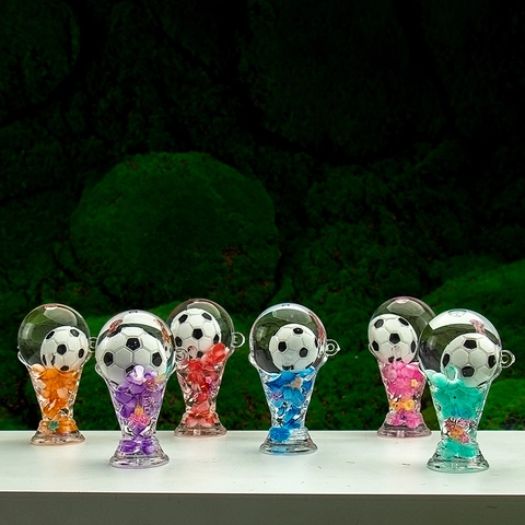 Porte-Clés Trophée De Football Acrylique Liquide Football Flottant Pendentif Sac Ornement Créatif Sportif