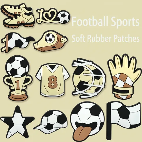 Breloques en Caoutchouc Souple PVC DIY Thème Football Pour Sabots Trophée Maillot Sifflet Chaussure Gant Chapeau Étoile Drapeau
