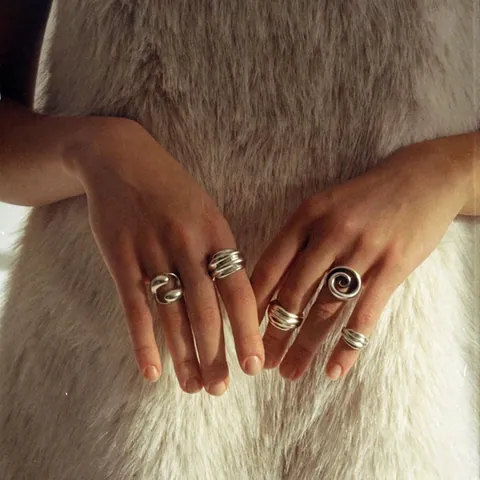 Anillo Abierto Líquido Irregular de Acero Inoxidable Minimalista para Mujeres Hombres Impermeable Hipoalergénico Joyería de Moda
