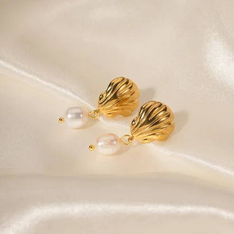 Shell Drop Earrings Vacuum Gold Plated Stainless Steel With Freshwater Pearl Vintage Elegant Jewelry Accessory For Women