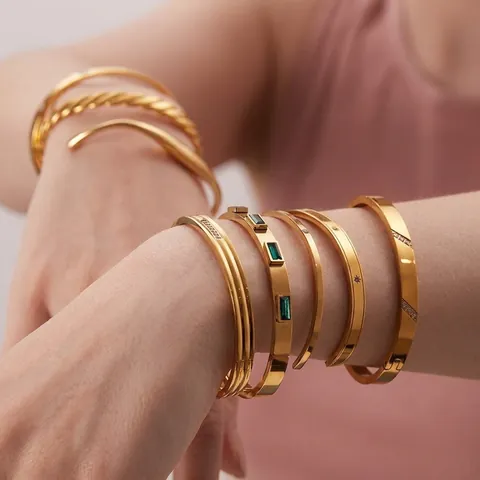 Vintage Stainless Steel Bracelet For Women 18K Gold Plated Zircon Inlaid Open Bangle Ins Style Jewelry Accessory