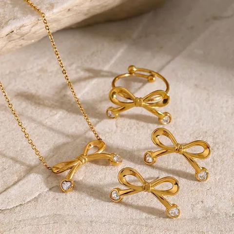Elegante Schleife Herz Zirkon Ohrstecker Edelstahl 18K Vergoldet Schmuck Für Damen Chic Stil
