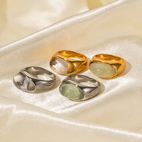 Vintage 18K Gold Plated Stainless Steel Ring For Women Chunky Oval Clear Green Resin Stone Inlaid Fashion INS Jewelry